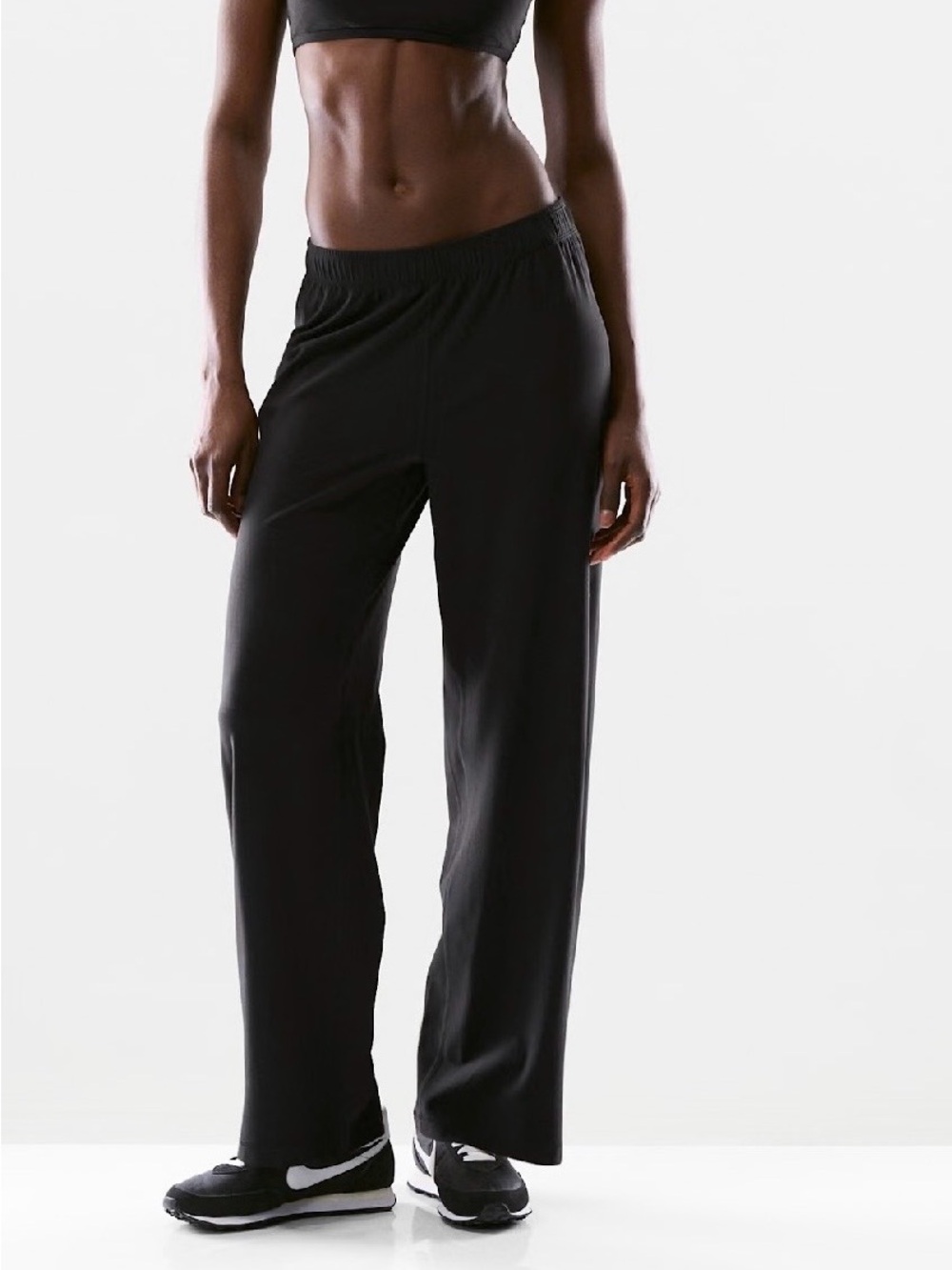 Aritzia Golden Recovery Pants - Black